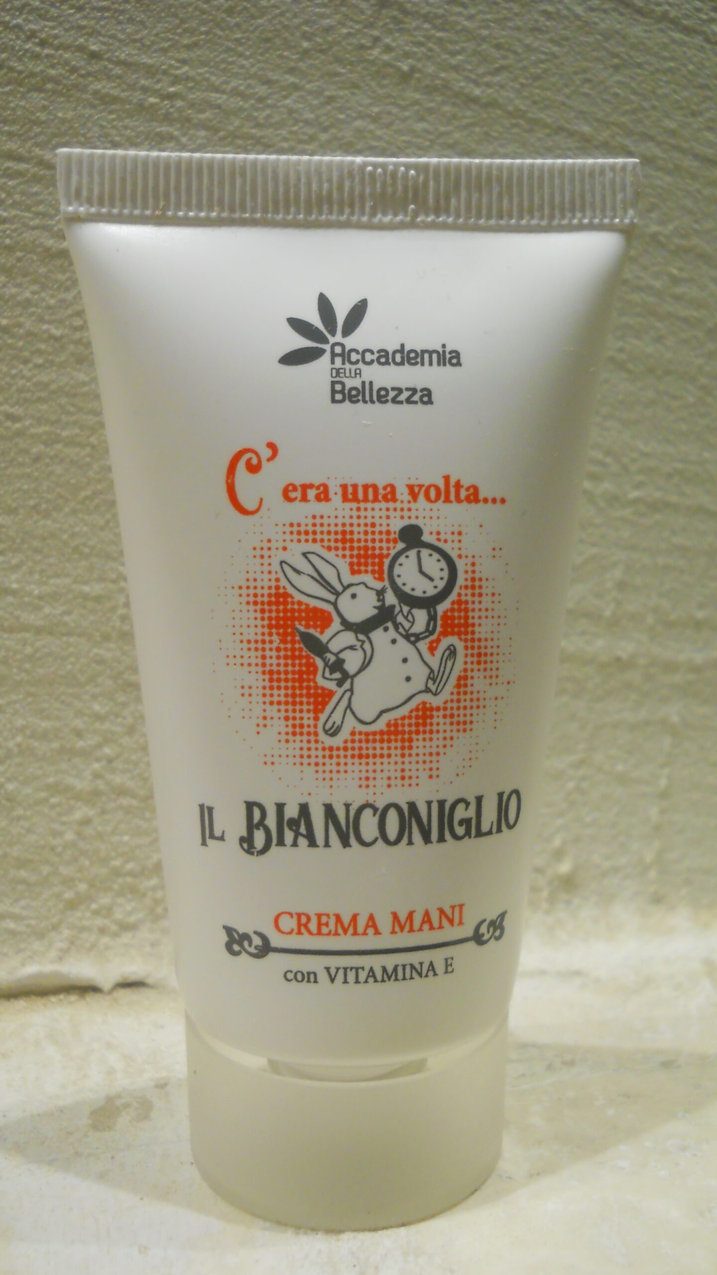 Featured image for “Crema mani "Il Bianconiglio"”