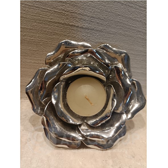 Featured image for “Porta candela bocciolo di rosa in ceramica”