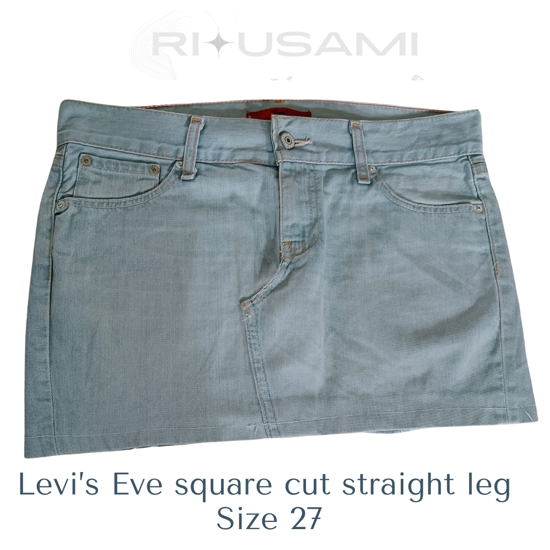 Featured image for “Mini gonna levi's eve size 27 - usato”