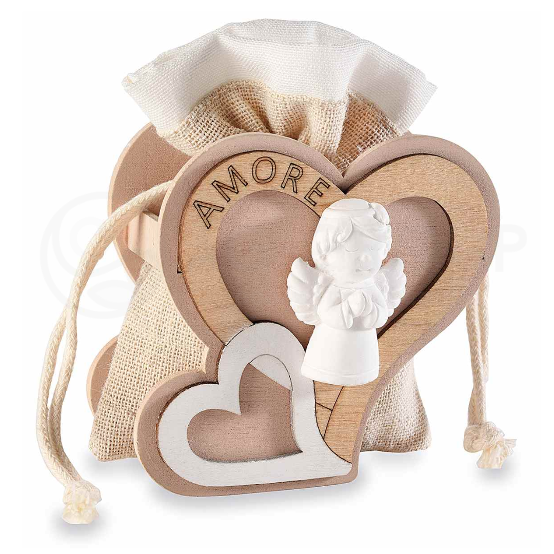 Featured image for “Bomboniera sacchetto con cuore legno e angelo gesso”